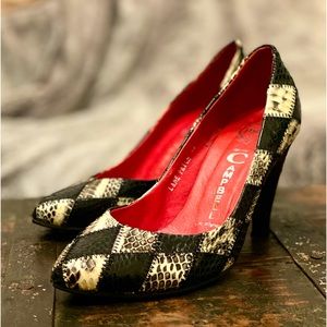 Vintage Jeffrey Campbell Snakeskin Pumps | Size 6.5
